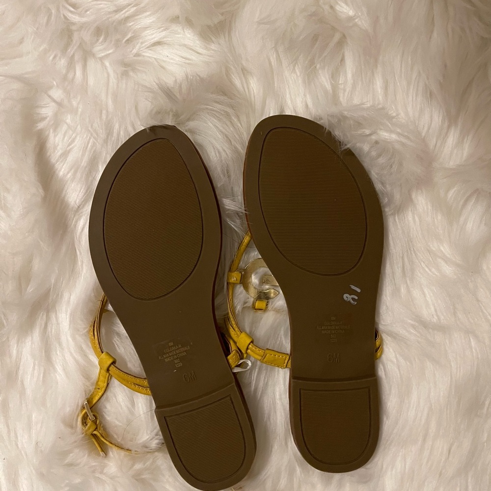 Sandals - Picture 3 of 3